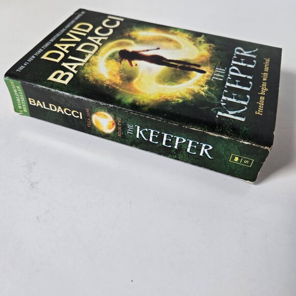 David Baldacci Paperback. Bundle any 3 paperbacks for $15. - Picture 3 of 3